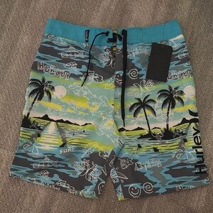 Hurley Oceanic Palm Print Shorts - New with Tags